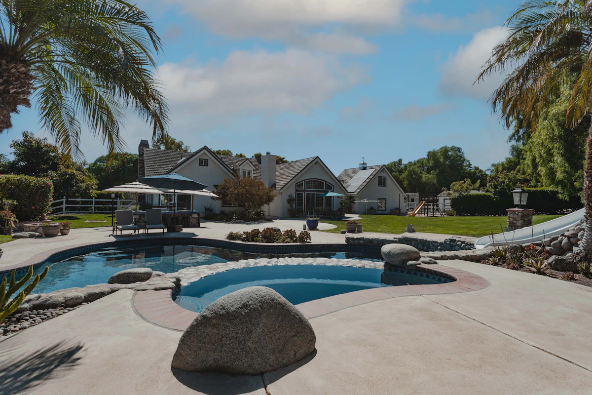 Weekly pool care package service in New Braunfels, TX